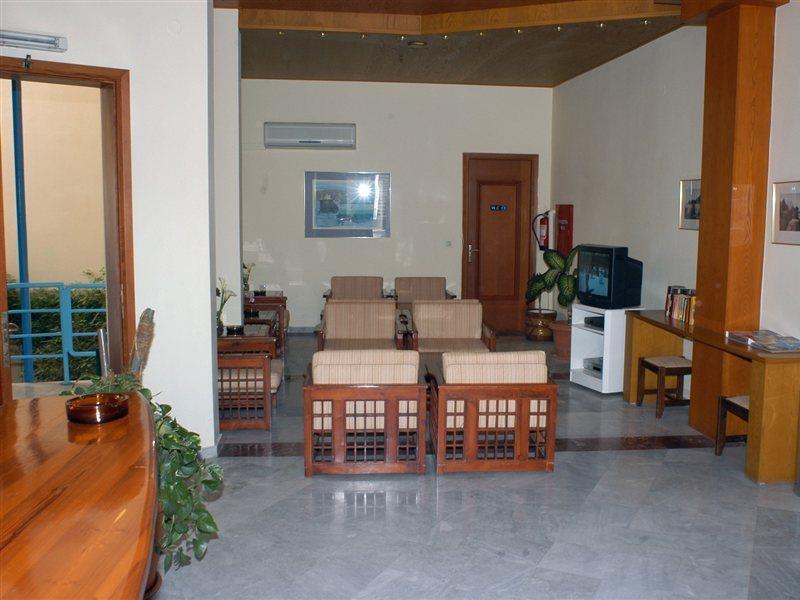 Daisy Hotel Apartments Ретимно Экстерьер фото